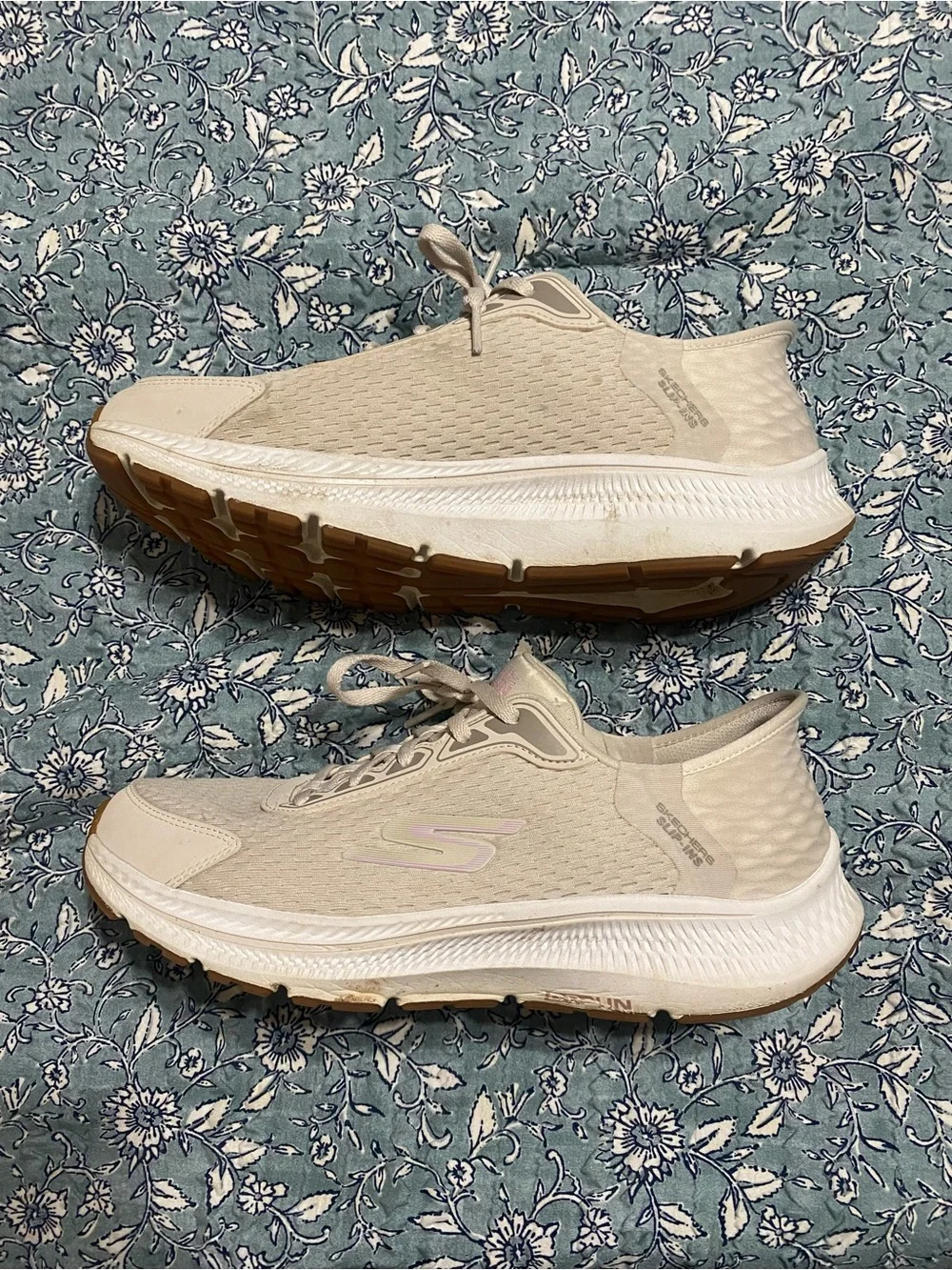 Skechers Slip-In Women's Light Beige Athletic Sneakers 9.5